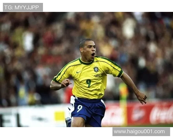 足球明星历年排名揭秘：谁是足坛真正的王者与传奇球员